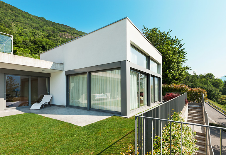 Дом с панорамным остеклением