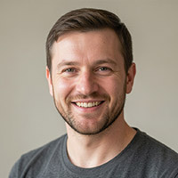 Александр Петров